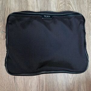 Tumi laptop case